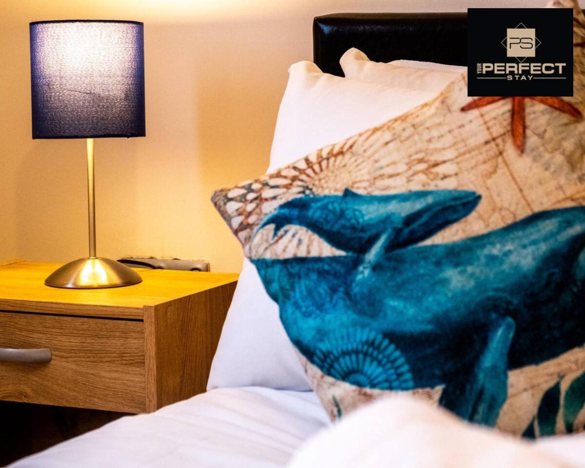Mercury Suite City Centre Netflix Dedicated Workspace By Your Perfect Stay Short Lets Birmingham Dış mekan fotoğraf